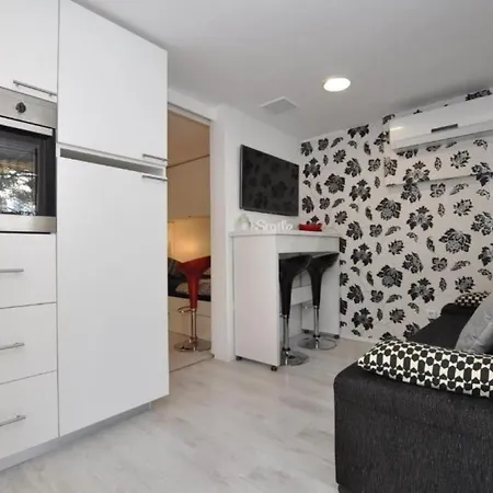 Eden - 30m From The Sea * Slatine