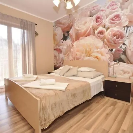 Apartment Eden - 30m From The Sea Slatine